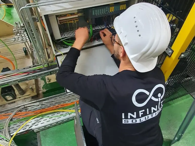 Monter Infinity Solutions pri urejanju kabelskih tras